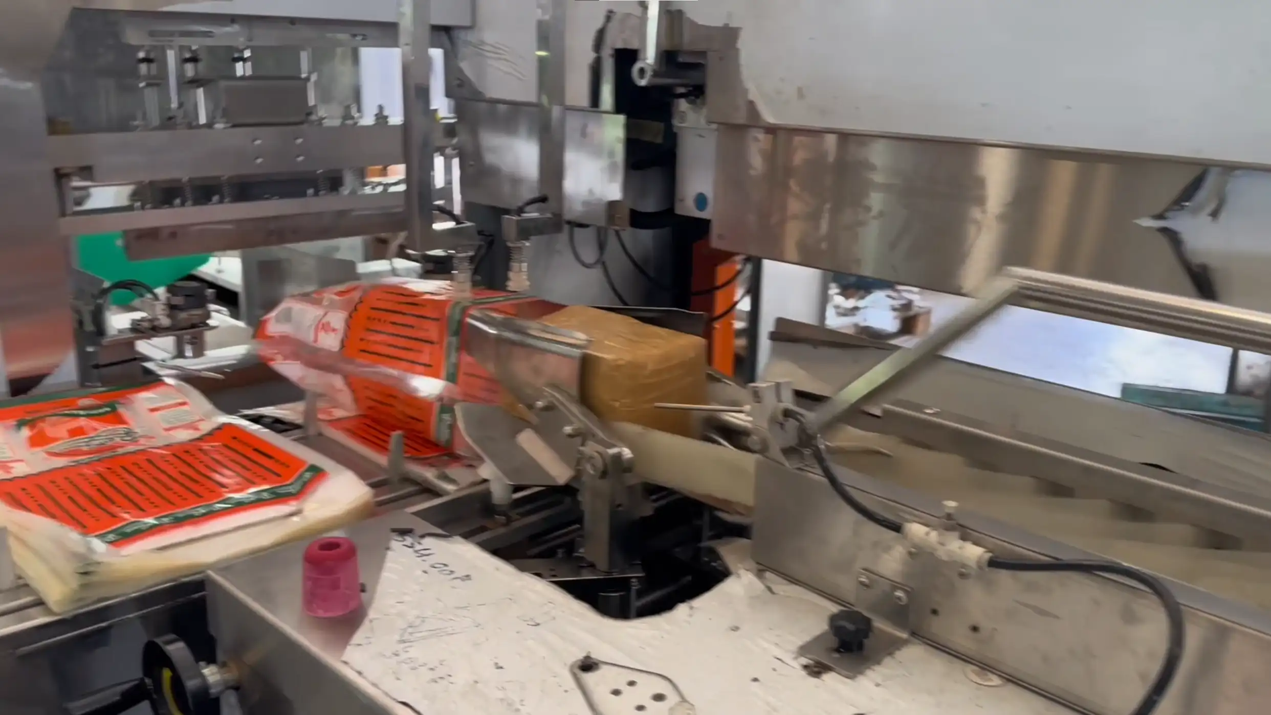 Full Set Automatic Band Slicer & Bagger with Bag Closer video thumbnail